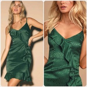 NWOT Lulu's Forest Green Satin Ruffled Dress